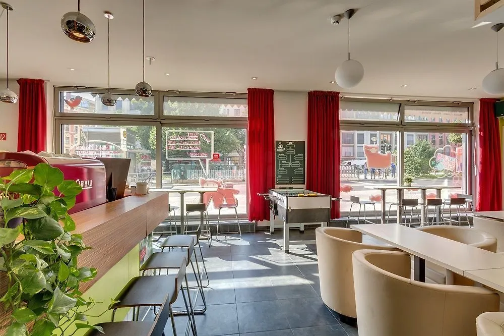 ***  Meininger Hotel Berlin Alexanderplatz Γερμανία