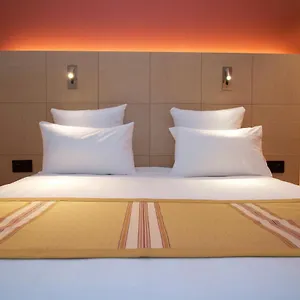 Nash Airport Hotell