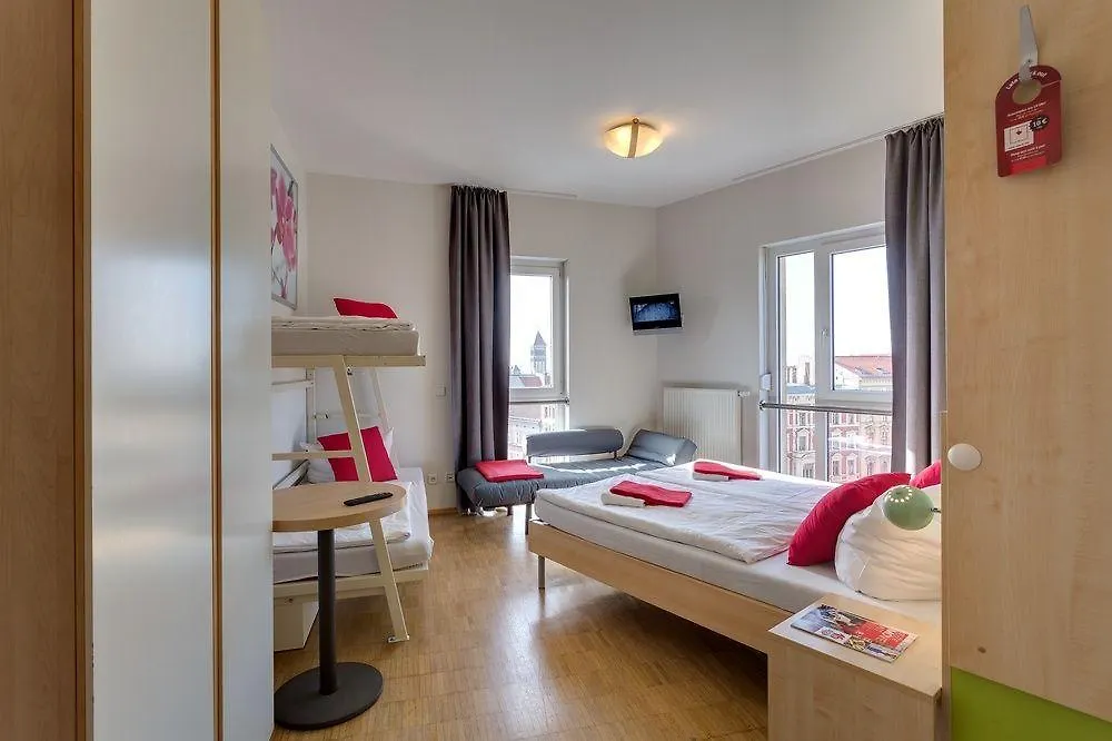 Meininger Hotel Berlin Alexanderplatz