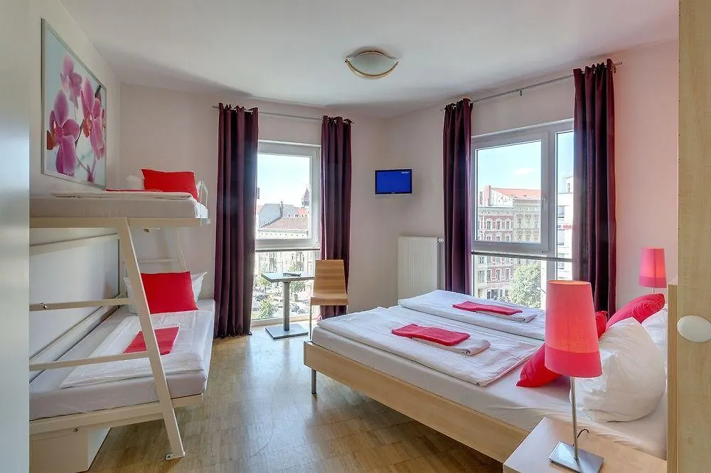Meininger Hotel Berlin Alexanderplatz
